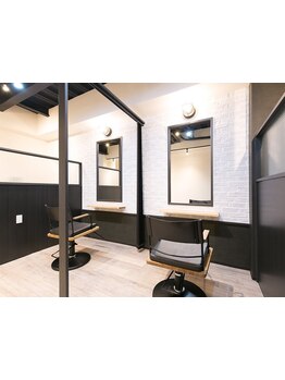 【祝☆6周年/板宿駅徒歩2分】大型SALONが苦手な方に♪半個室で貴女だけの空間と時間を大切に…お子様同伴可