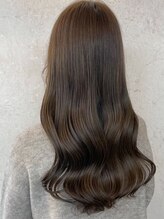 ビスクヘアデザイン(bisq hair design)&nbsp;韓国風　前髪カット　艶髪　くびれ巻き　サイドバング