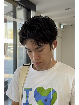 アフューズバイストゥー(Vfuse by StueW) ピンパーマ×刈り上げなしスパイキーショート