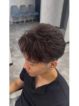 オム ブランシェ(HOMME BLANCHE’) 【KAZUKI】ブラウンフェザーパーマ