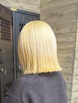 ヲタク(wotaku.) 抜きっぱなしブロンドトリプルカラーケアブリーチハイトーンボブ