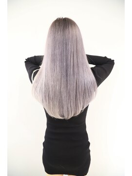 オズ 郡山桑野店(OZ) 【OZ田中】ブリーチ3回でホワイトアッシュ#外国人風カラー