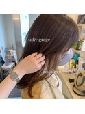 透明感シルキーグレージュ×インナーカラーパールシルバー
