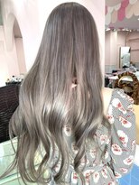 ゲーム バイ アランスミシー 横浜(GAME by Alan Smithee)&nbsp;ロング×ホワイトベージュ/ダブルカラー/ブリーチ/髪質改善/横浜