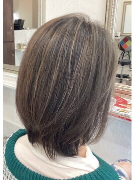 オンカラー(ON.COLOR) 大人グレージュハイライトミディアム