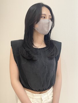 ヨーク(YOKE) 【 YOKE 】ロングレイヤー顔まわり小顔カット暗髪艶髪