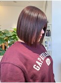 切りっぱなしボブ×透明感ベージュ