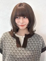 オリーブベージュ_ウルフボブ_透明感カラー_レイヤーボブ