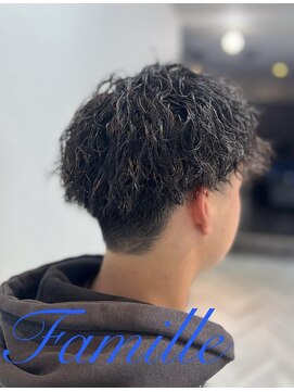 ファミーユ 本山駅(Famille) ツイストスパイラルパーマ