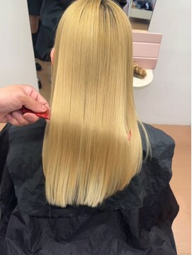 ヌエン 渋谷(NU/EN) ブリーチ縮毛矯正　髪質改善トリートメント