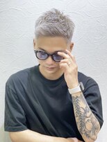 メンズ レオ 南森町店(men's LEO)&nbsp;スキンフェード×シルバーアッシュ