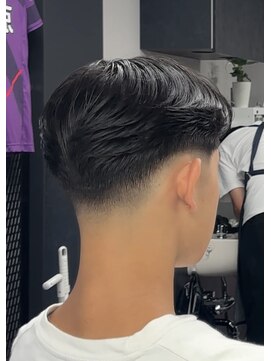 ヘアーラボ 樟葉(Hair Labo) ヨーロッパグラデーション テーパー スキンフェード 枚方 南楠葉