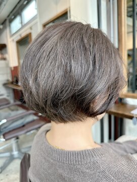 ルーファス 恵比寿 渋谷(Ruufus) 40代50代大人ショートボブ/恵比寿渋谷/白髪ぼかしハイライト2511