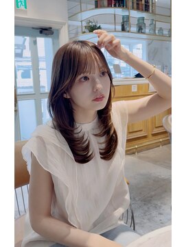 ロンド シャルム 吉祥寺(Lond charme) バタフライカットグレーブラウンミディアムレイヤーカット/横浜