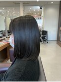 ショートボブ。