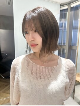 イヴ 原宿(I've) ブリーチなしグレージュ×切りっぱなしボブ◎