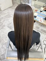 アウラ 近鉄八尾駅前店(Aura) 髪質改善カラーで叶える艶感グレージュ