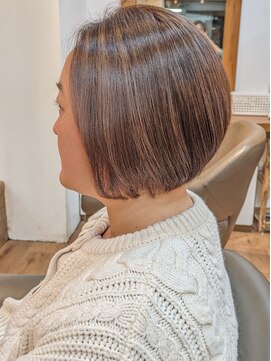 ヘアスタジオルース(HAIR STUDIO LUZ) 40代50代60代の大人ボブ/白髪ぼかしハイライト/堀江/北堀江