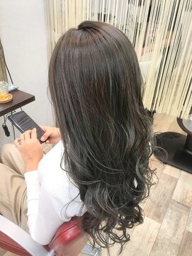 ヘアーサロン イルア 北越谷(hair salon I'LUNA) 極細ハイライトメロウアッシュ