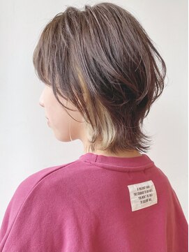 モリオフロムロンドン 原宿本店(morio from London) 【morio原宿】ウルフ／インナーカラー／外はね