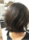 大人かわいいくせ毛風ニュアンス外ハネレイヤーボブ20代30代40代