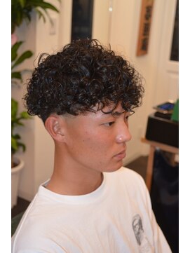 夢遊庵 ツーブロックxテーパーフェード