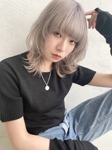 ブリーチデザインカラーでも似合う髪色に！