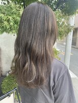 エム インターナショナル 春日部本店(EMU international)&nbsp;赤みの出ないほっこりオリーブカラー