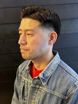 ディスイズバーバーセカンド(THIS IS BARBER 2nd)&nbsp;センターパート　刈り上げ　アップバング　メンズカット