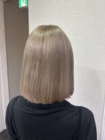アジールヘア 所沢プロペ通り店(agir hair)&nbsp;切りっぱなしボブ美髪グレーベージュケアブリーチ所沢練馬