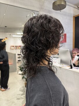 ナル(nalu.) ウルフパーマ/レイヤーパーマ/スパイラルパーマ