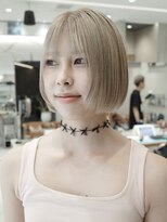 ピークアブー 原宿ハラカド(PEEK-A-BOO) ハイトーンボブ/顔まわりレイヤー/ハイトーンベージュ