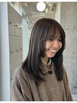 オルセン(OLSEN) ミディアムヘア/セミロング/レイヤーカット/オリーブベージュ