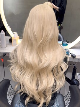 ロンドウル 熊本(Lond ulu) 韓国ヘア/ブリーチ/顔周りカット/ハイトーン/レイヤーカット/