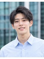 ロア(Roa.)&nbsp;フェザーショートアップバングニュアンスパーマビジネスカット