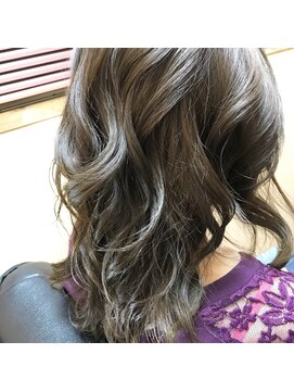 ヘアサロンピュア(Hair Salon Pure) ミディアムレイヤー