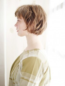 ナル 白山神社参道通り店(nalu) ふわくしゅカールのショートボブ