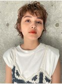 外国人風パーマウルフショート