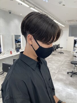 ルースト 西院店(ROOST) 前下がりセンターパート