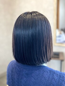 ニティ(nithi) 肩上内巻きボブ