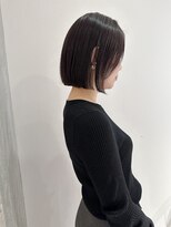 ヨーク(YOKE)&nbsp;YOKE 大人ボブぱつっとボブ丸くないボブ艶髪ネイビーブラック