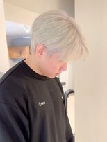 フラッグヘアー 博多駅前店(Flag HAIR)&nbsp;ホワイトベージュ　ブリーチ　メンズカット　メンズ　ヘッドスパ