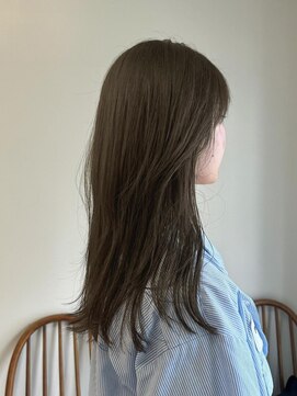 ニール 名古屋 伏見 丸の内(NEELU) 【NEELU_take】夏にぴったりなオリーブグレージュ