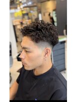 フランクスバーバーリザーブ 人形町店(FRANK’S BARBER RESERVE) ラルフカール/人形町 y