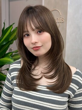 オムニス 表参道(Omnis) ハイレイヤー/ミディアム・ロング/20代/30代/顔周り・フェイス