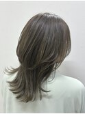 ウルフ×オリーブグレージュ