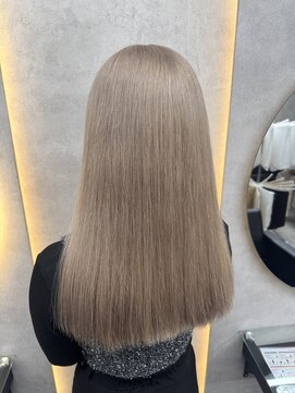 ルノン シェリー(LUNON cheliy) 黒髪クラゲヘアーオリーブグレー小顔ココアベージュ