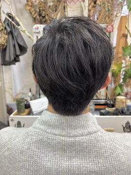 メンズショートスタイル【西武新宿駅】【駅近徒歩1分】