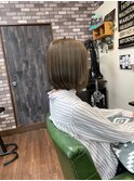 ミントベージュカラー