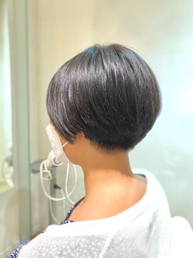 レンジシキチジョウジ (RENJISHI KICHIJOJI) 刈り上げマッシュショート［RENJISHI  KICHIJOJI］